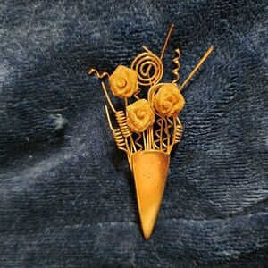 Vintage MCM Two Metals Dry Flowers Brooche.